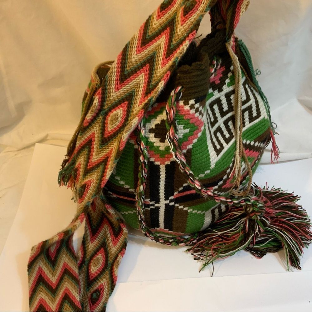 Bag Wayuu Mochila Bucket Boho Colombia Red green multicolor drawstring